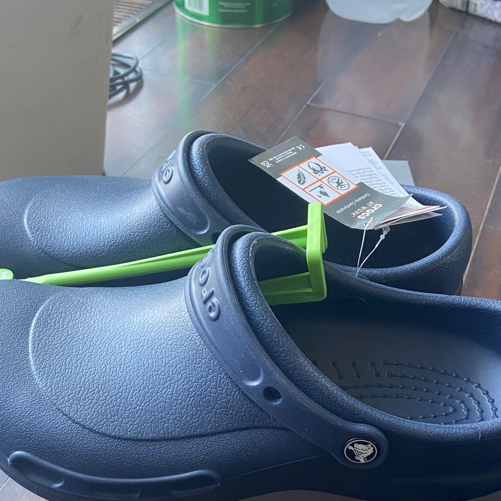 CROCS mens Navy Blue Classic Clog bristo - Picture 2 of 3